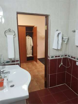 Гостиница Мон Плезир Владимир Люкс-4